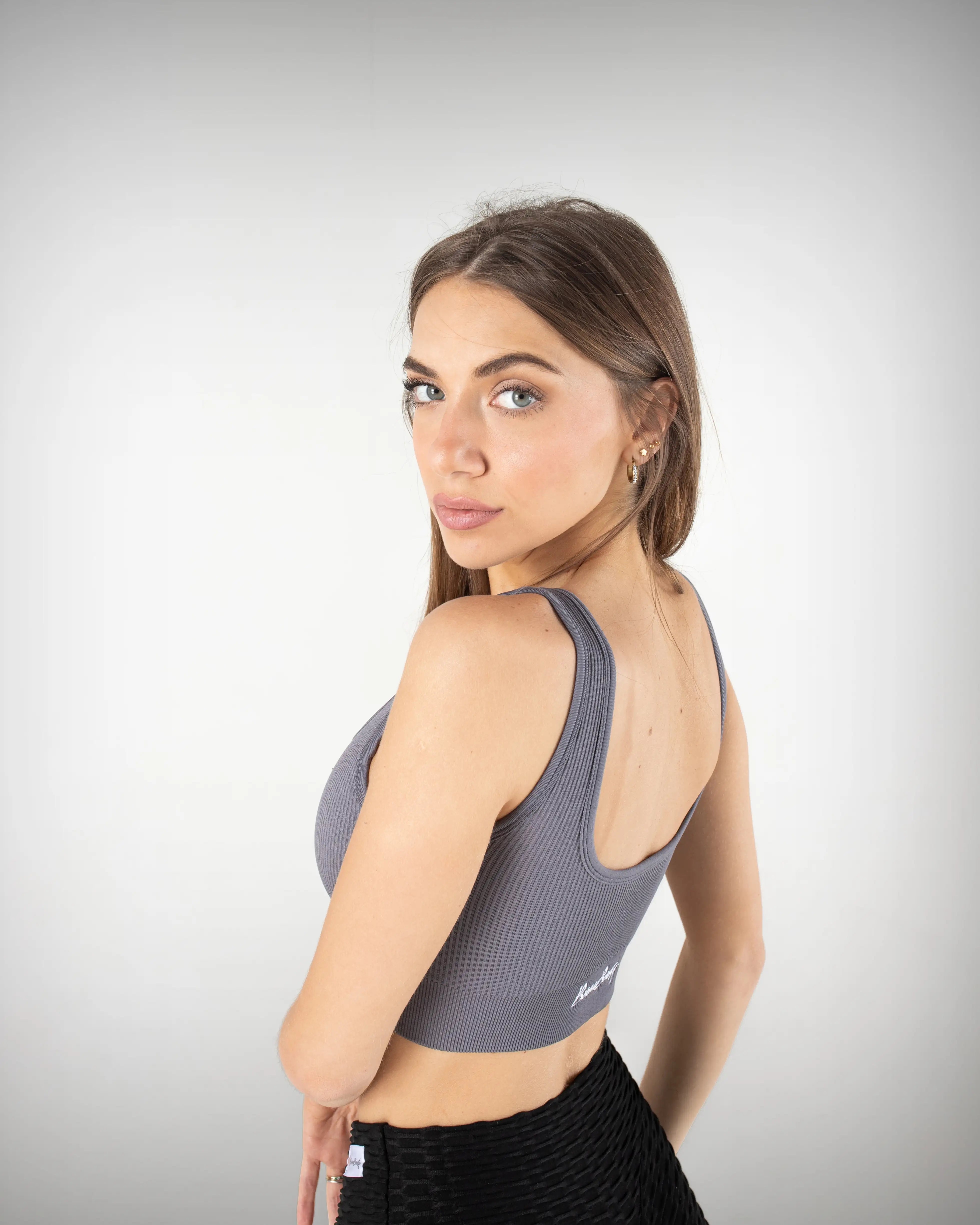 #color_gray#bildinfo4