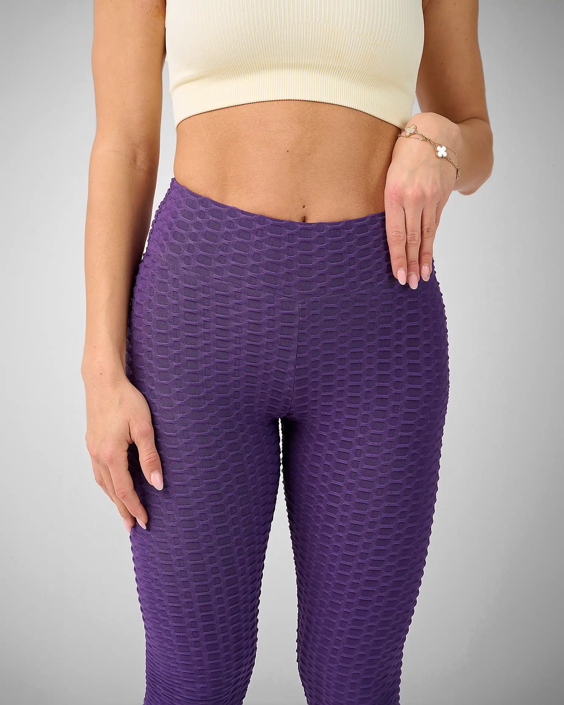 #color_purple#bildinfo2
