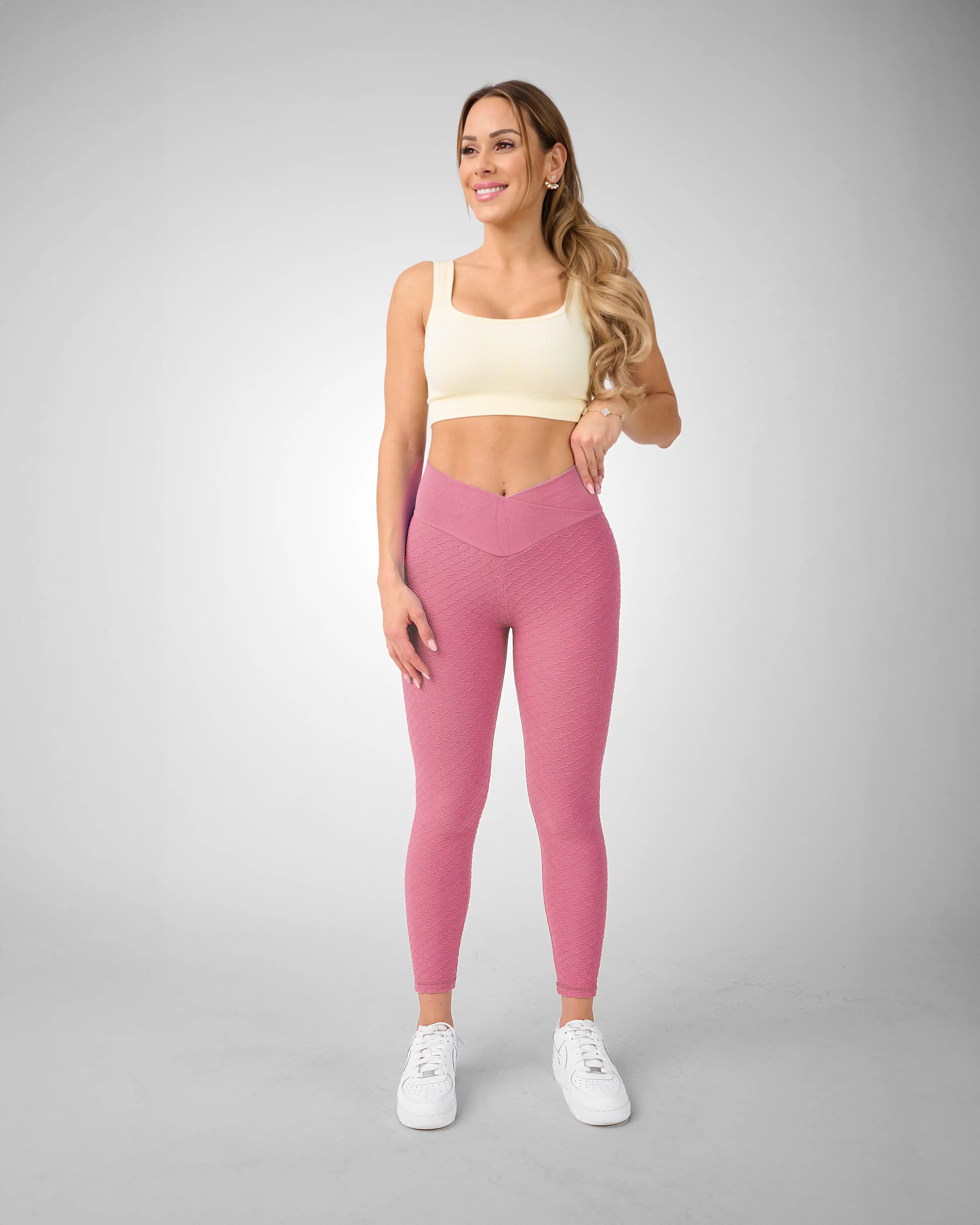 #color_pink#bildinfo5