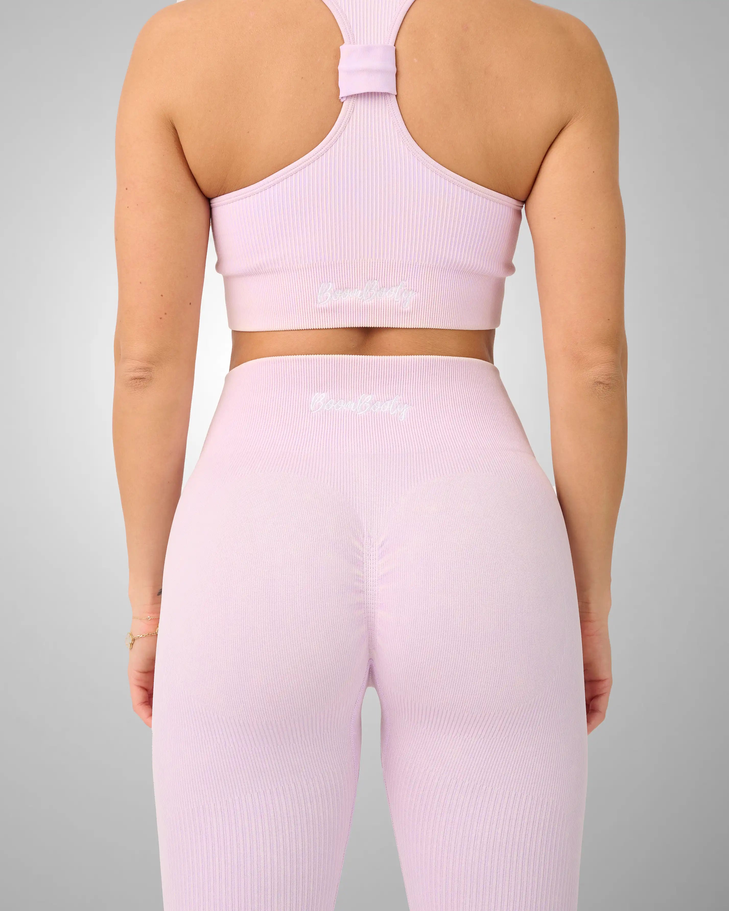 #color_pink#bildinfo4